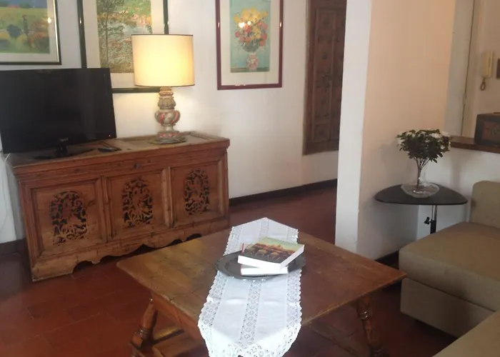 Апартаменты Domus Antonella A Trastevere *
